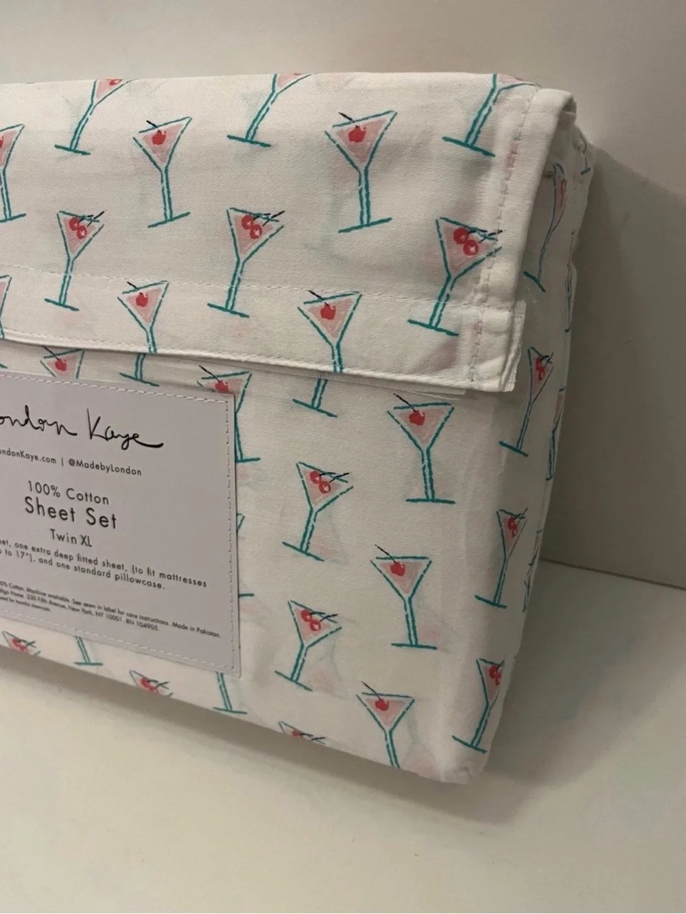 London Kaye Twin XL Size Cotton Sheet Set Martini Glasses Print White Pink Green